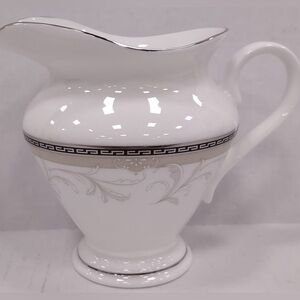 Waterford China Brocade Creamer, 9oz, NEW